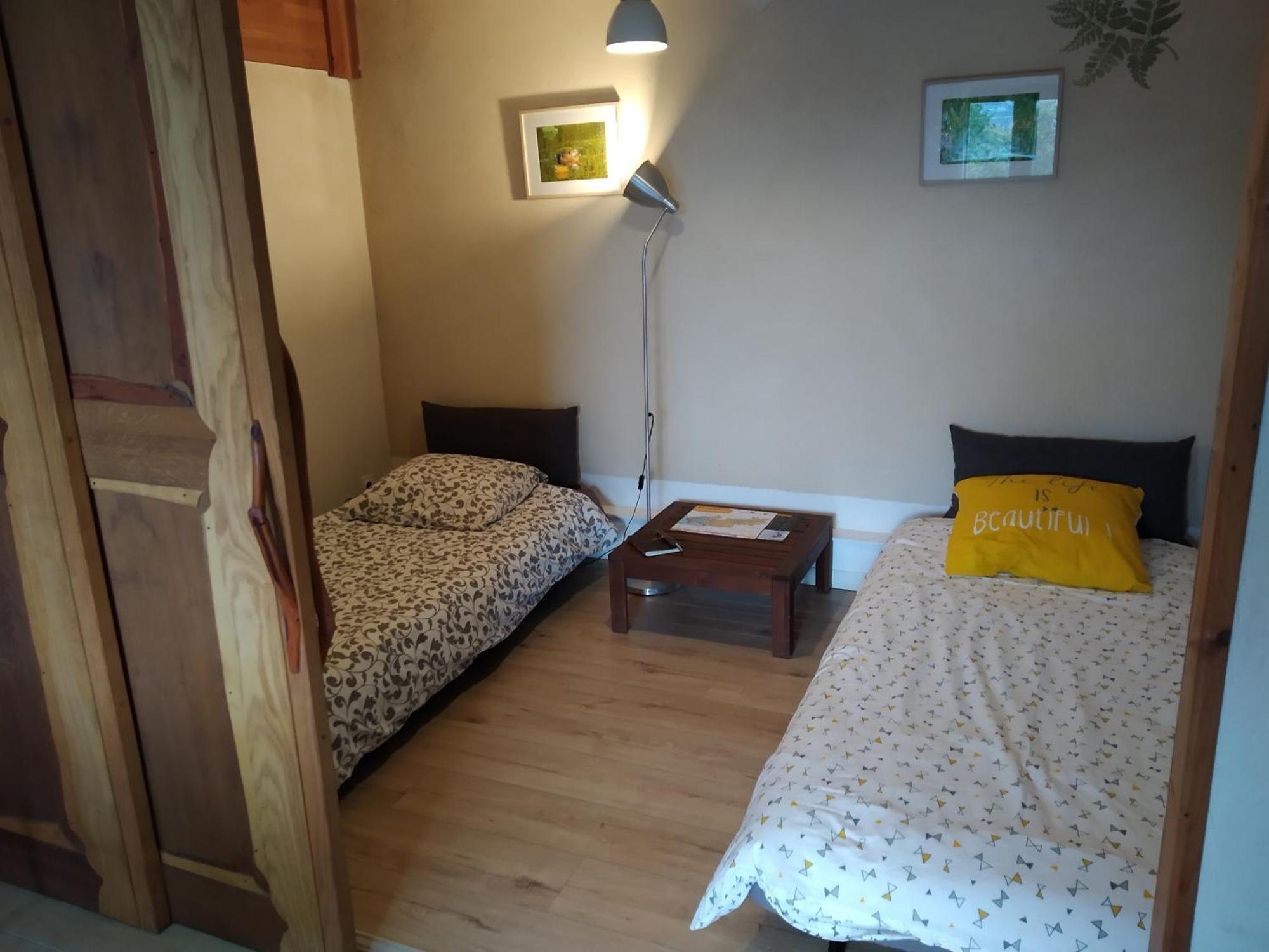 Les Troglogites Brasparts Habitación foto